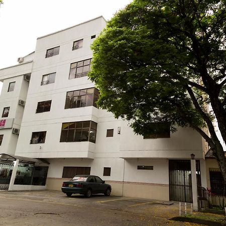Hotel Flamingo Cali Esterno foto