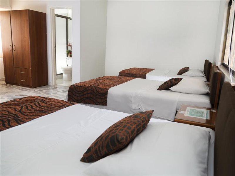 Hotel Flamingo Cali Esterno foto