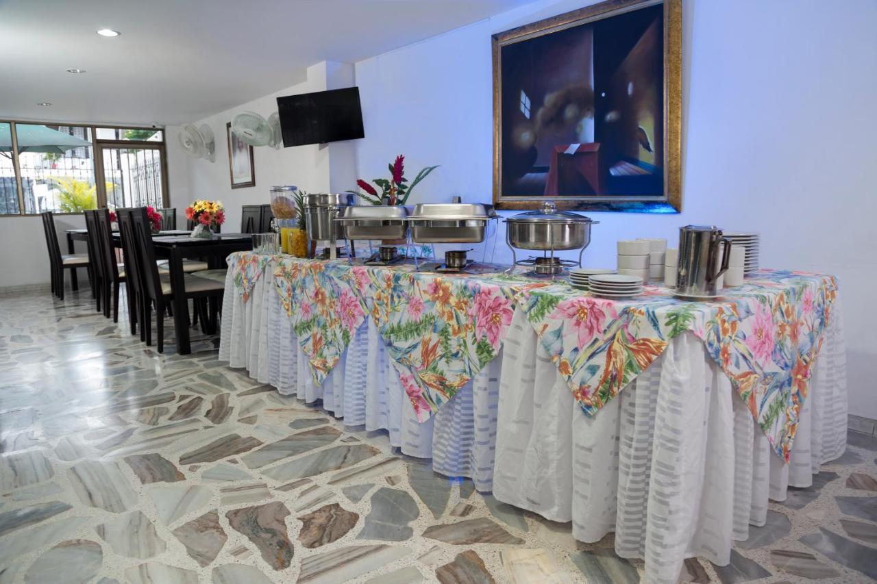 Hotel Flamingo Cali Esterno foto