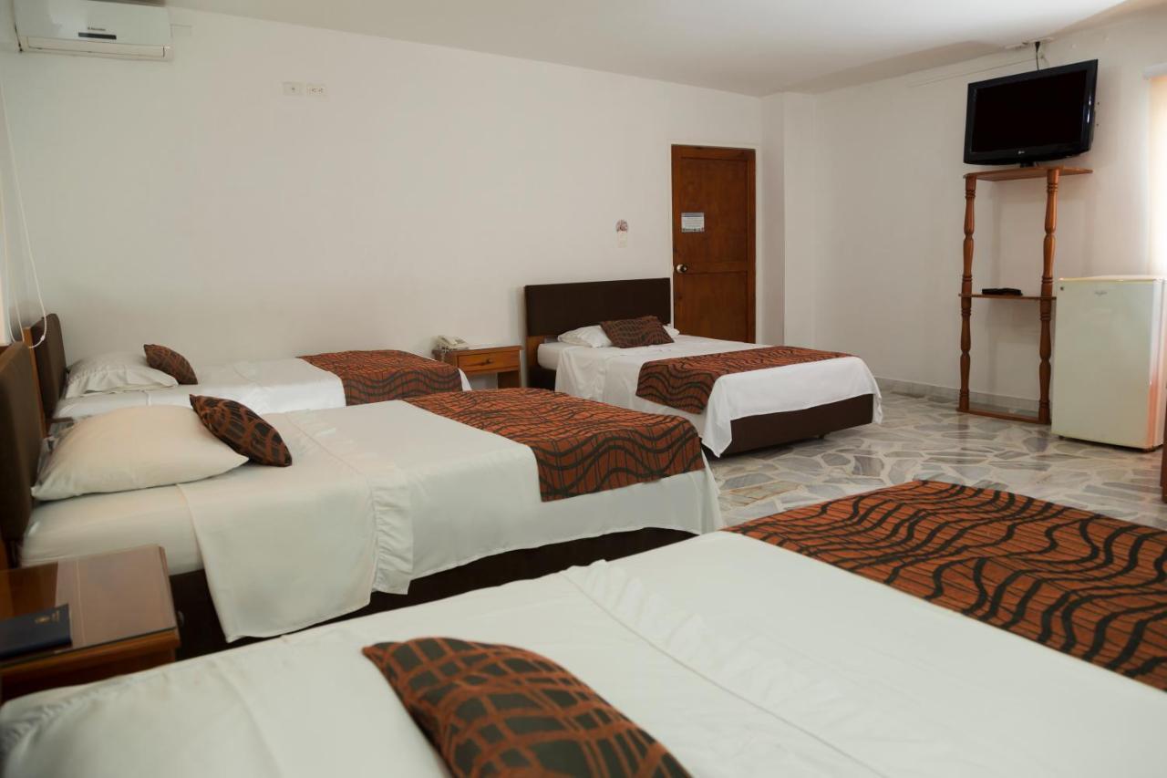 Hotel Flamingo Cali Esterno foto